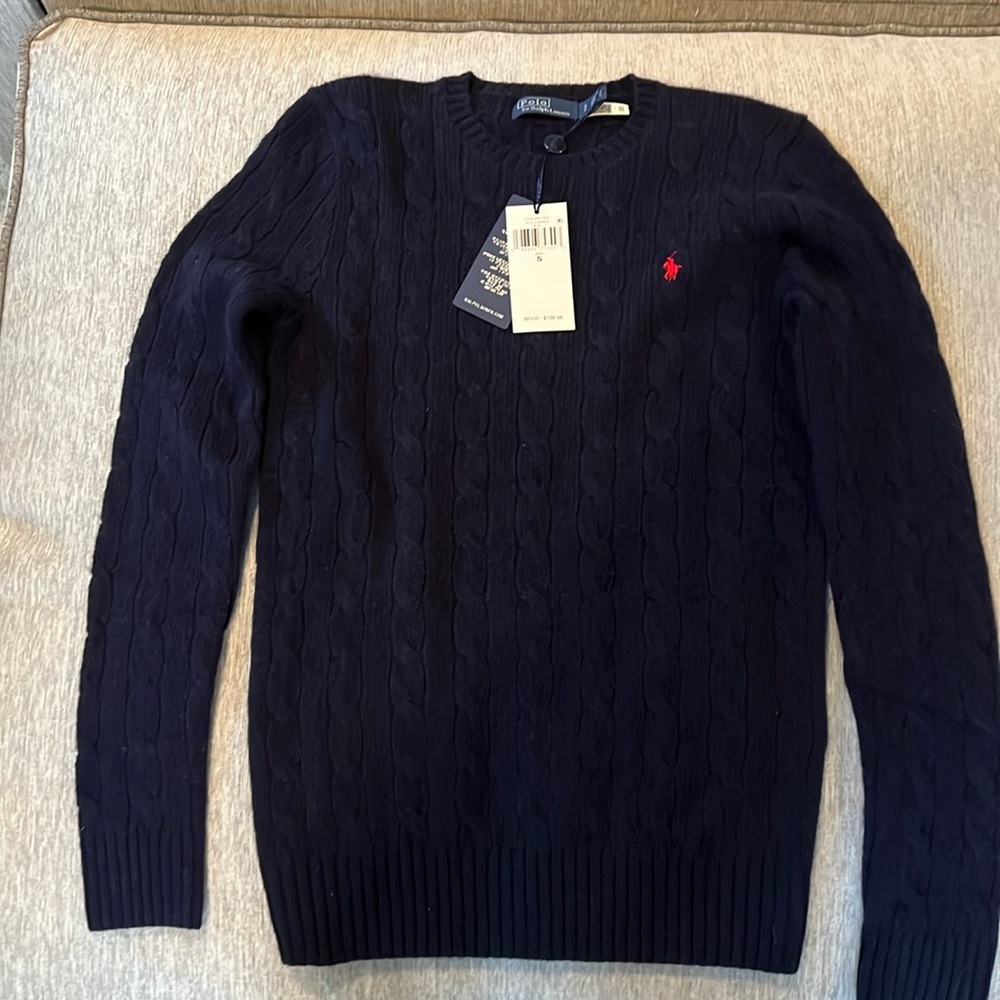 Polo by Ralph Lauren wool-and-cashmere-blend sweater
Color-navy
Size-small